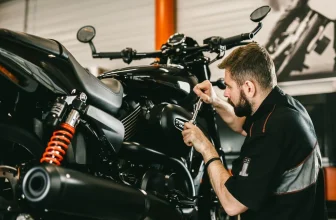 Entretenir sa moto comme un pro : les indispensables